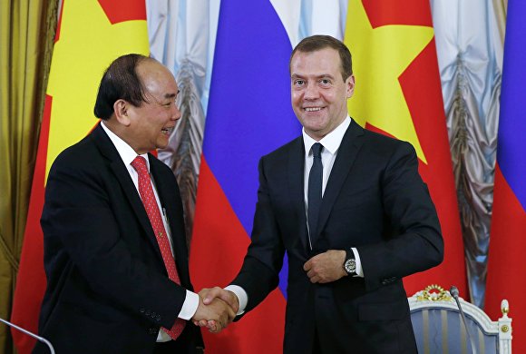 Dmitry Medvedev meets with Prime Minister of Vietnam Nguyen Xuan Phuc