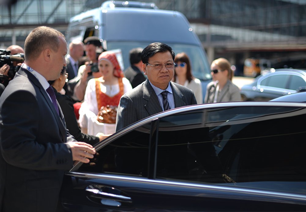 Prime Minister of Laos Thongloun Sisoulith arrives in Sochi for ASEAN-Russia Summit