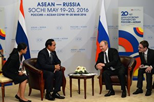 Встреча Владимира Путина с Премьер-министром Королевства Таиланд Праютом Чан-Очой