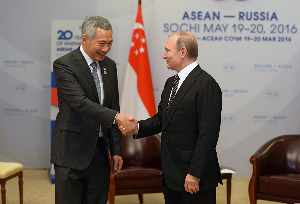 Двусторонняя встреча президента РФ В. Путина с премьер-министром Республики Сингапур Ли Сянь Луном