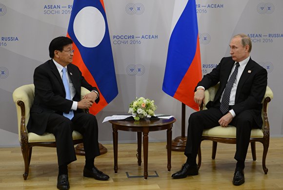 Встреча Владимира Путина с Премьер-министром Лаосской Народно-Демократической Республики Тхонглуном Сисулитом